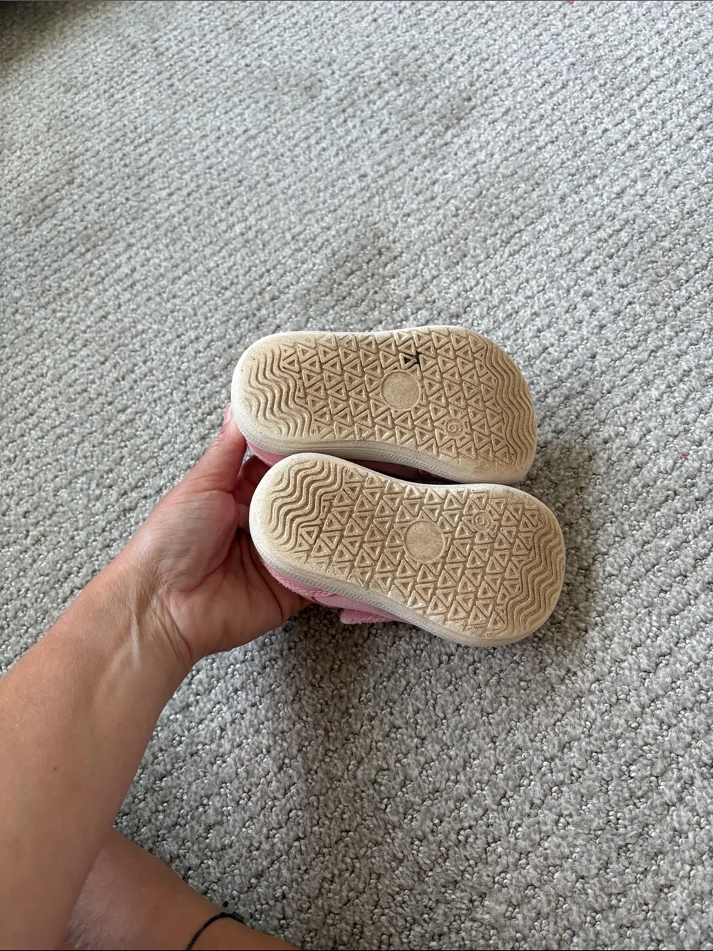 STQ KIDS Pink Shoes with Easy Hook-and-Loop Fit